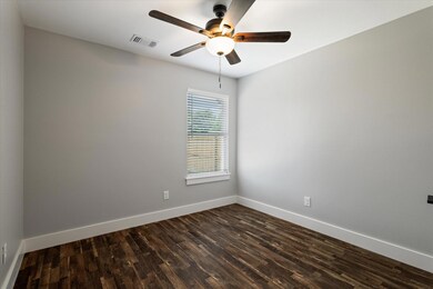 412 Cherry St, Whitesboro, TX 76273 - photo 7