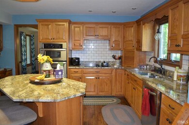 122 Michael Ln, Sharpsville, IN 46068 - photo 3