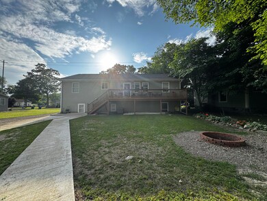 313 N Matteson St, Bronson, MI 49028 - photo 4