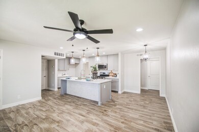 LIVING ROOM 2