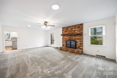 2608 Shearer Dr, Statesville, NC 28625 - photo 3