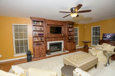 312 Charlie Russell Rd, Shelbyville, TN 37160 - photo 5