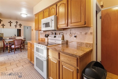 2318 Argyle St, Butte, MT 59701 - photo 7