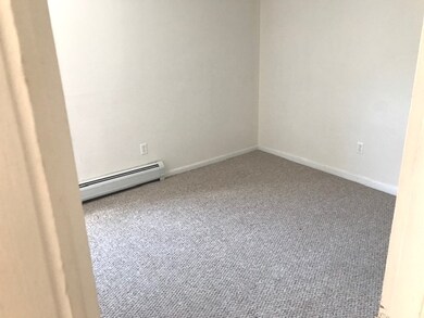 416 2nd St unit 2, Rollinsford, NH 03869 - photo 5