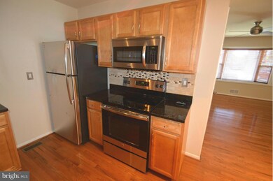 6815 Hastings Dr, Capitol Heights, MD 20743 - photo 6