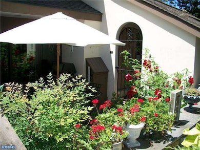 28 Oak Knoll Dr, Berwyn, PA 19312 - photo 3