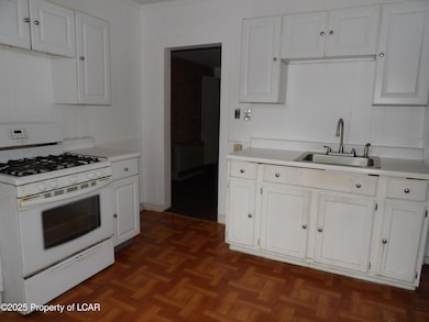 332 New York St, Scranton, PA 18509 - photo 7