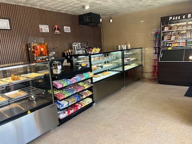 297 Lindsey St, Fall River, MA 02720 - photo 5