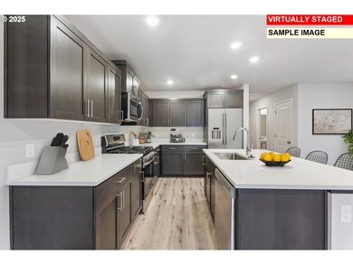 687 Merriott Ln, Woodburn, OR 97071 - photo 3