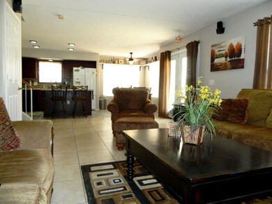 58thFamilyRoom2