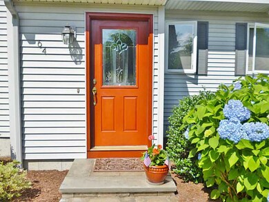 64 Circuit Dr, Narragansett, RI 02882 - photo 2