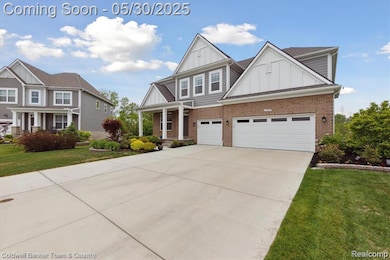 3 Car Garage