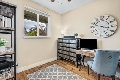 20919 Kodiak Ct, Bend, OR 97701 - photo 4