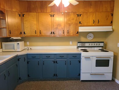 1325 Cloverdale Cir, Hixson, TN 37343 - photo 6