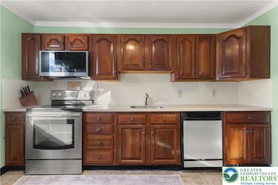 1631 Spring Garden St, Easton, PA 18042 - photo 6