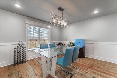 DINING AREA OR OFFICE