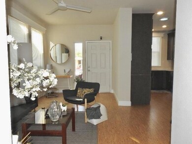 9 ft ceilings really give this home a spacious fee