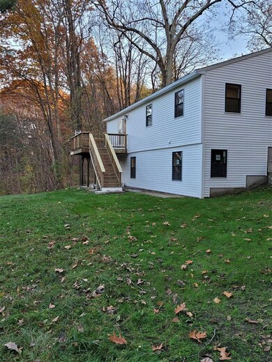 167.5 Robinson Rd, Hudson, NH 03051 - photo 3