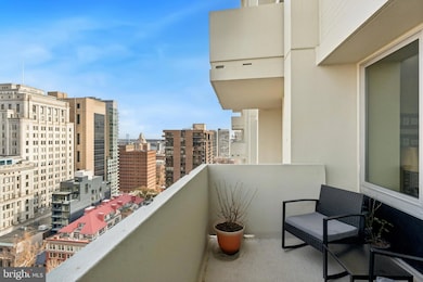 Hopkinson House unit 2308, Philadelphia, PA 19106 - photo 5