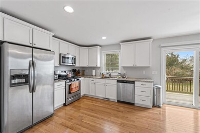 46 Wilson Ave, Warwick, RI 02889 - photo 7