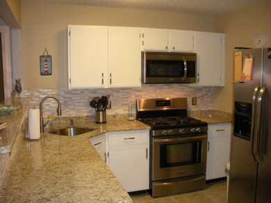 813 Schley Ave unit First Floor Unit, Toms River, NJ 08755 - photo 4