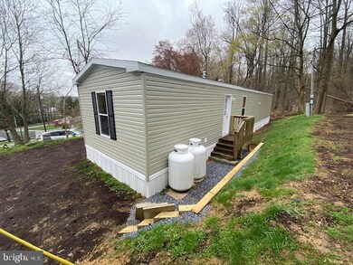 343 Twin County Rd unit 12, Morgantown, PA 19543 - photo 3