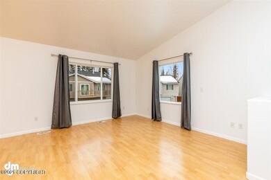47-Living Room 20210414-DW-0665-Edit