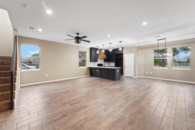 13521 Granada St, Houston, TX 77015 - photo 2