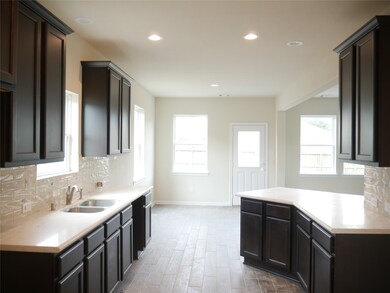 6207 Patton Ln, Pearland, TX 77584 - photo 4