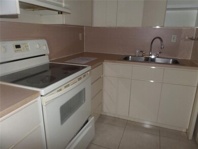 4490 W 19th Ct unit 214, Hialeah, FL 33012 - photo 4