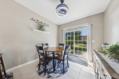 208 Belle Vue Ct unit A, Sugar Grove, IL 60554 - photo 6