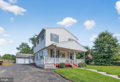 1079 Riverside Dr, Pottstown, PA 19465 - photo 2