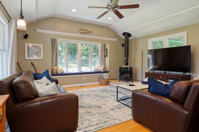 42 Fernbrook Rd, Northborough, MA 01532 - photo 4