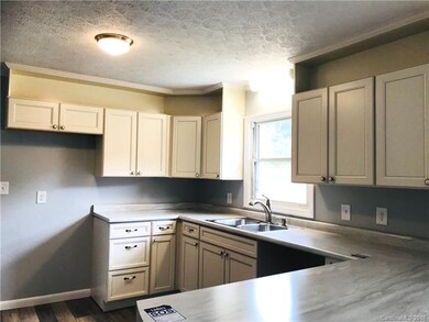 1222 White Ave, Shelby, NC 28150 - photo 6