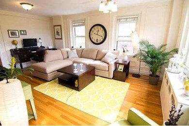 Warwick Condos unit 441, Brookline, MA 02446 - photo 2