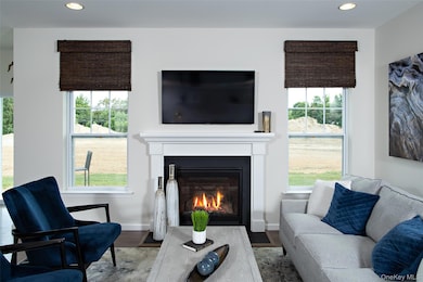 105 Creek Rd, Poughkeepsie, NY 12601 - photo 7