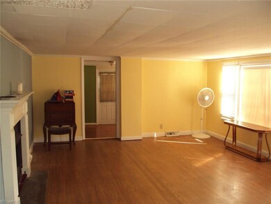 1001 Arthur Ave, High Point, NC 27263 - photo 4