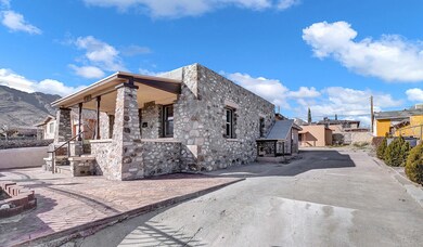 2811 Morehead Ave, El Paso, TX 79930 - photo 4