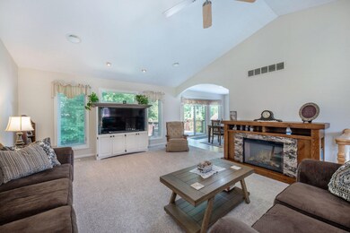1477MulliganDr-12