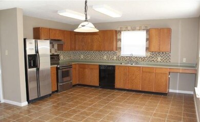 10149 Apple Blossom Cir, Fishers, IN 46038 - photo 5