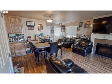 2415 Boyd Ln, Forest Grove, OR 97116 - photo 4