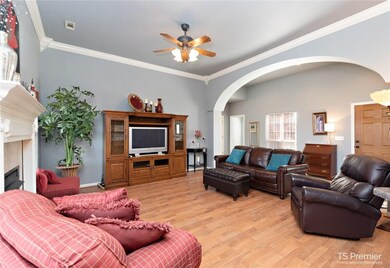 1990 Harris Dr, Fayetteville, AR 72701 - photo 2