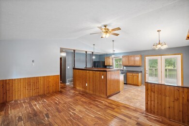 9208 N Wilhelm Rd, La Porte, IN 46350 - photo 5