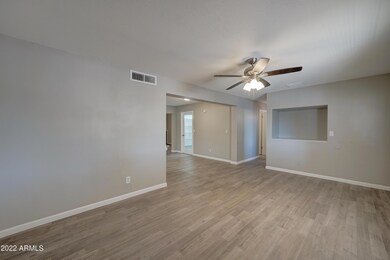 11510 E Crescent Ave-5