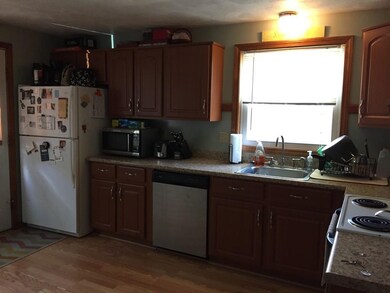 79 Indian Run Rd unit 79, Bellingham, MA 02019 - photo 2