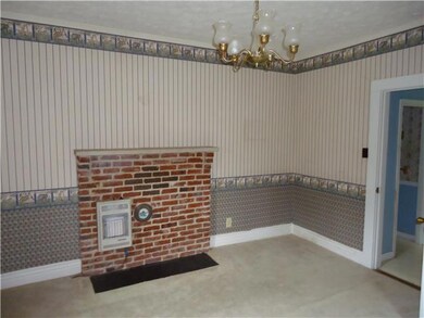 breakfast room