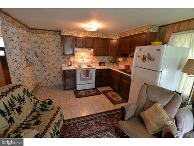 318 Lake Front Dr, Orwigsburg, PA 17961 - photo 6