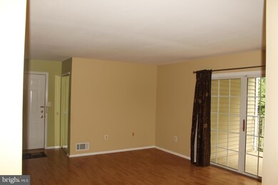 84 Cheverny Ct, Trenton, NJ 08619 - photo 6