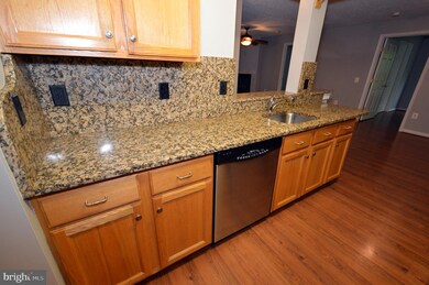 2056 Quaker Way unit 6, Annapolis, MD 21401 - photo 6