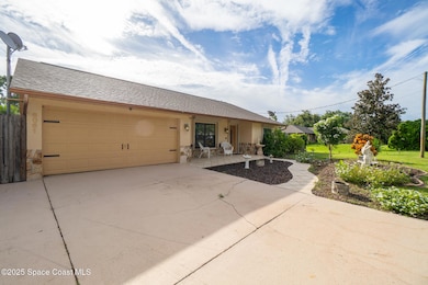 6061 Banbury Ave, Cocoa, FL 32927 - photo 3